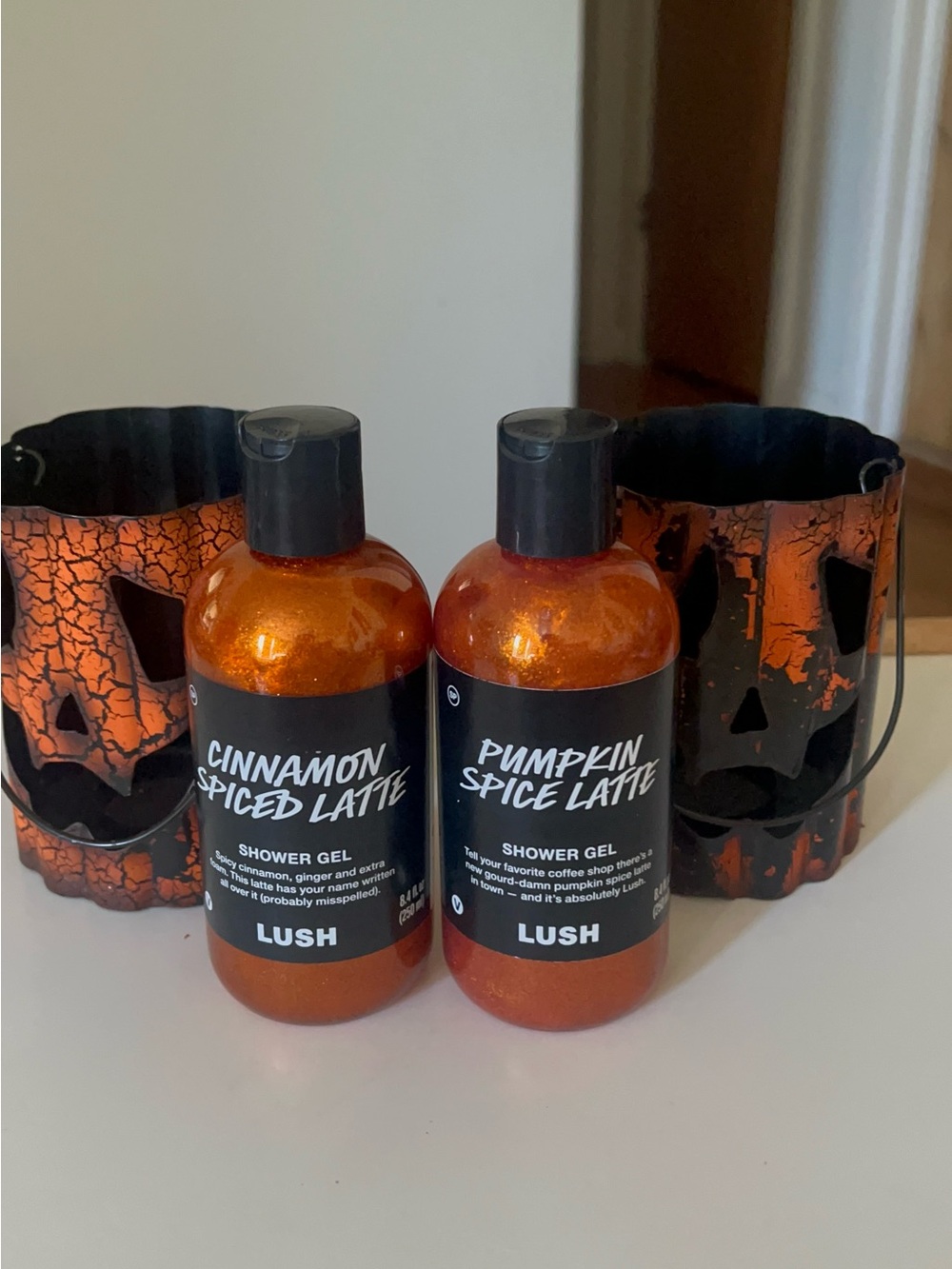 Lush Cinnamon Spiced Latte & Pumpkin Spiced Latter Shower Gel Set 8.4 Oz Sealed